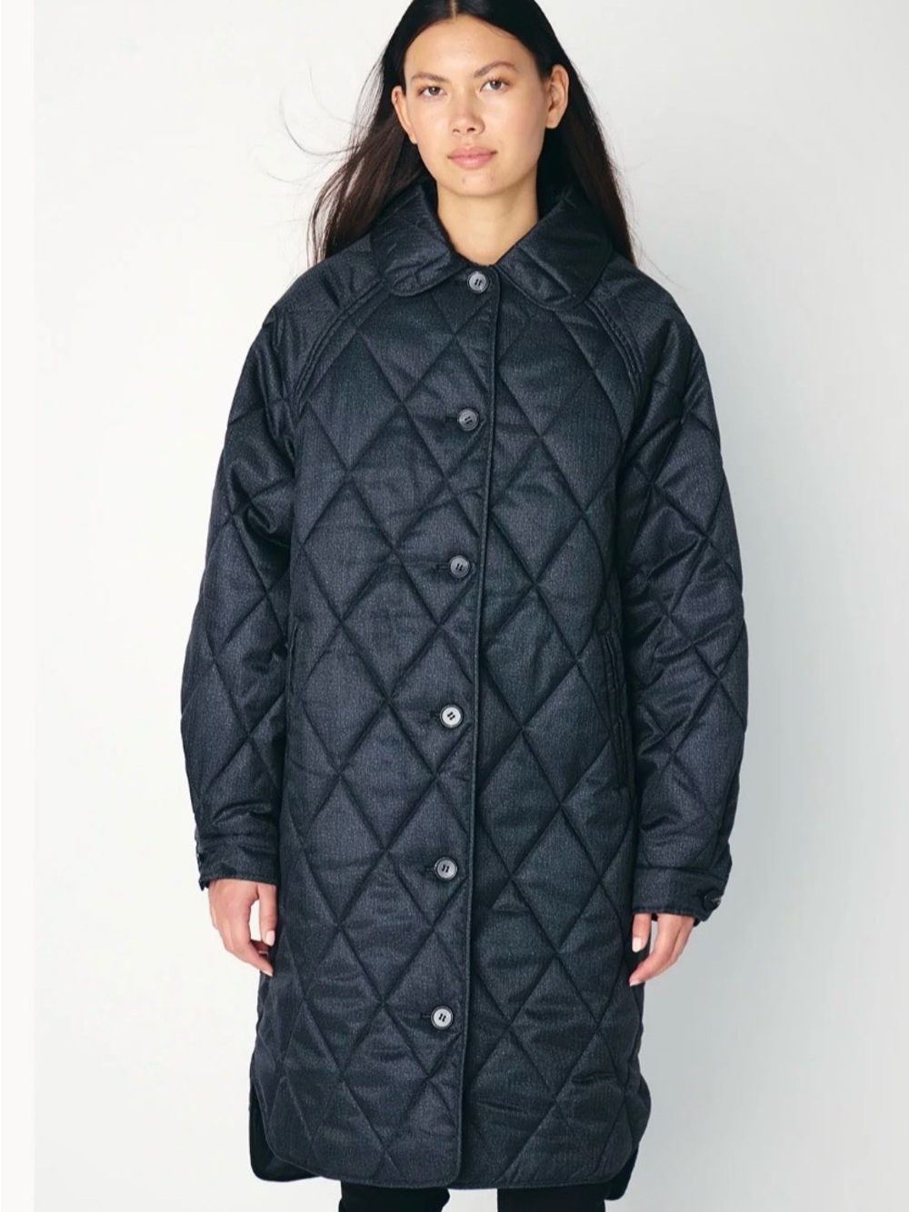 Long Diamond-Quilted Puffer Coat in Black